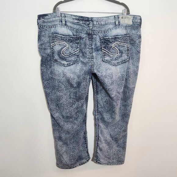 Silver Jeans Distressed Capri Jeans Size 24 Boho Printed Cropped Denim - Picture 4 of 8